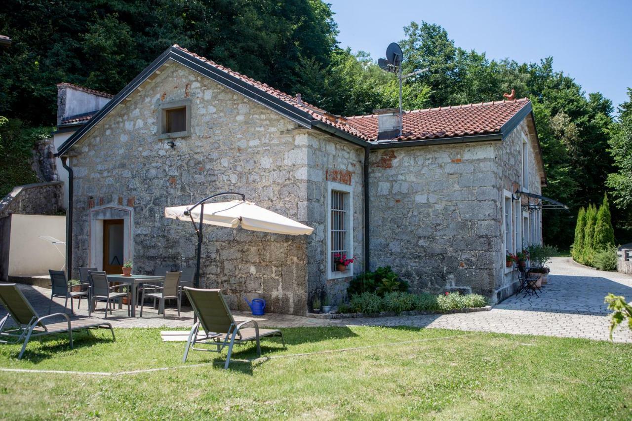 Villa Anton - The Old Dairy Hrusica  Kültér fotó