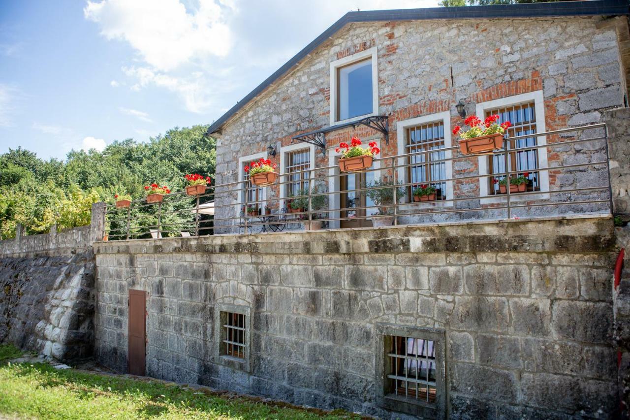 Villa Anton - The Old Dairy Hrusica  Kültér fotó